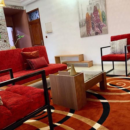 Ros'Appart Yaounde Luaran gambar