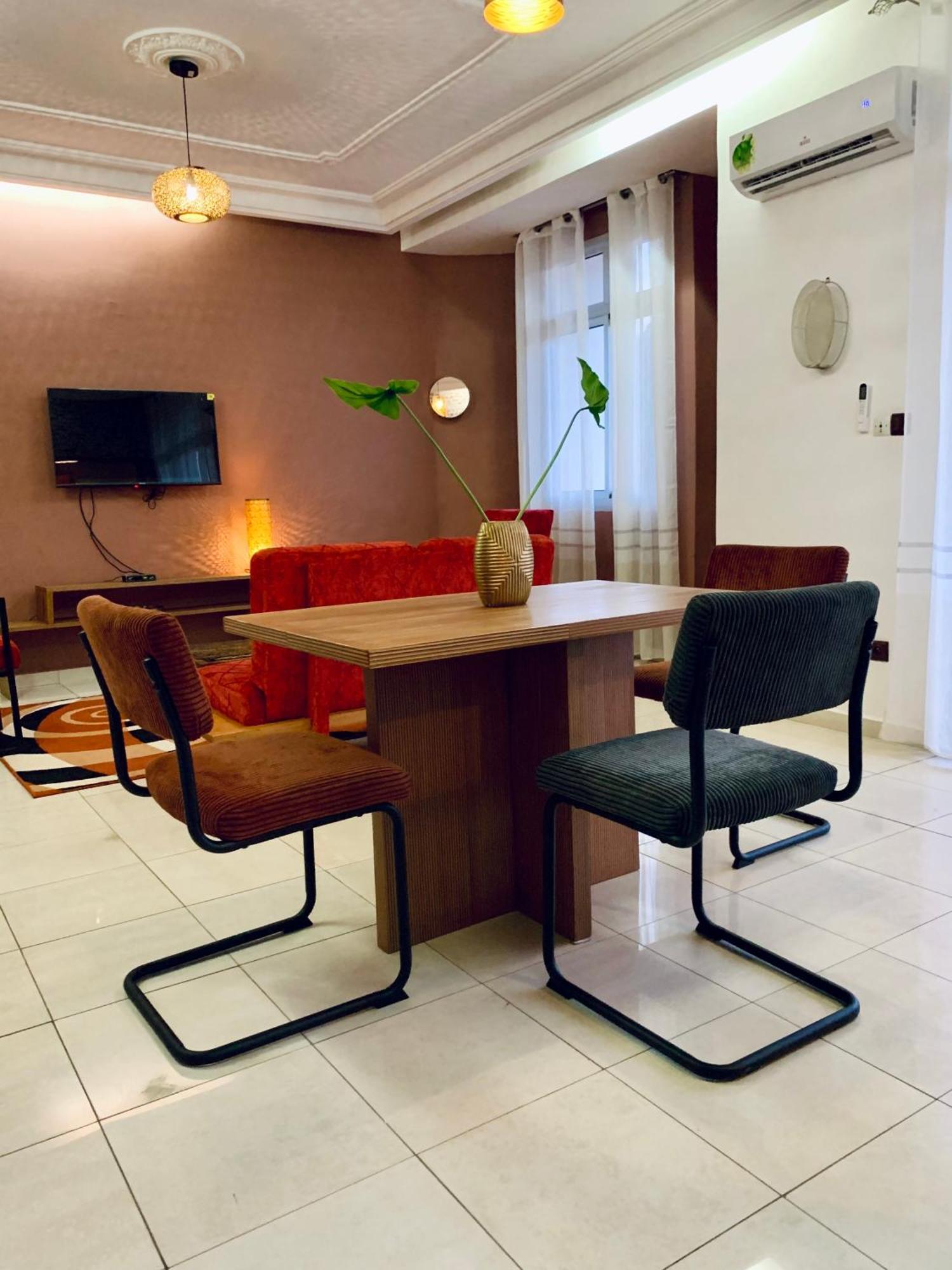 Ros'Appart Yaounde Luaran gambar